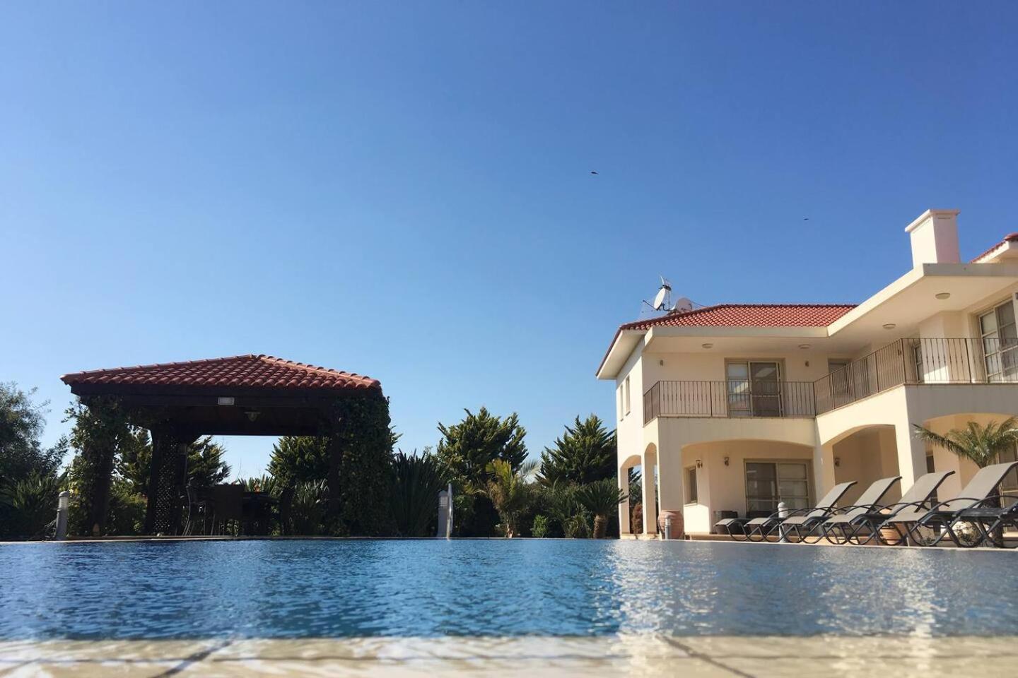 Orchard Blossom Private Villa With Pool Phrenaros Dış mekan fotoğraf