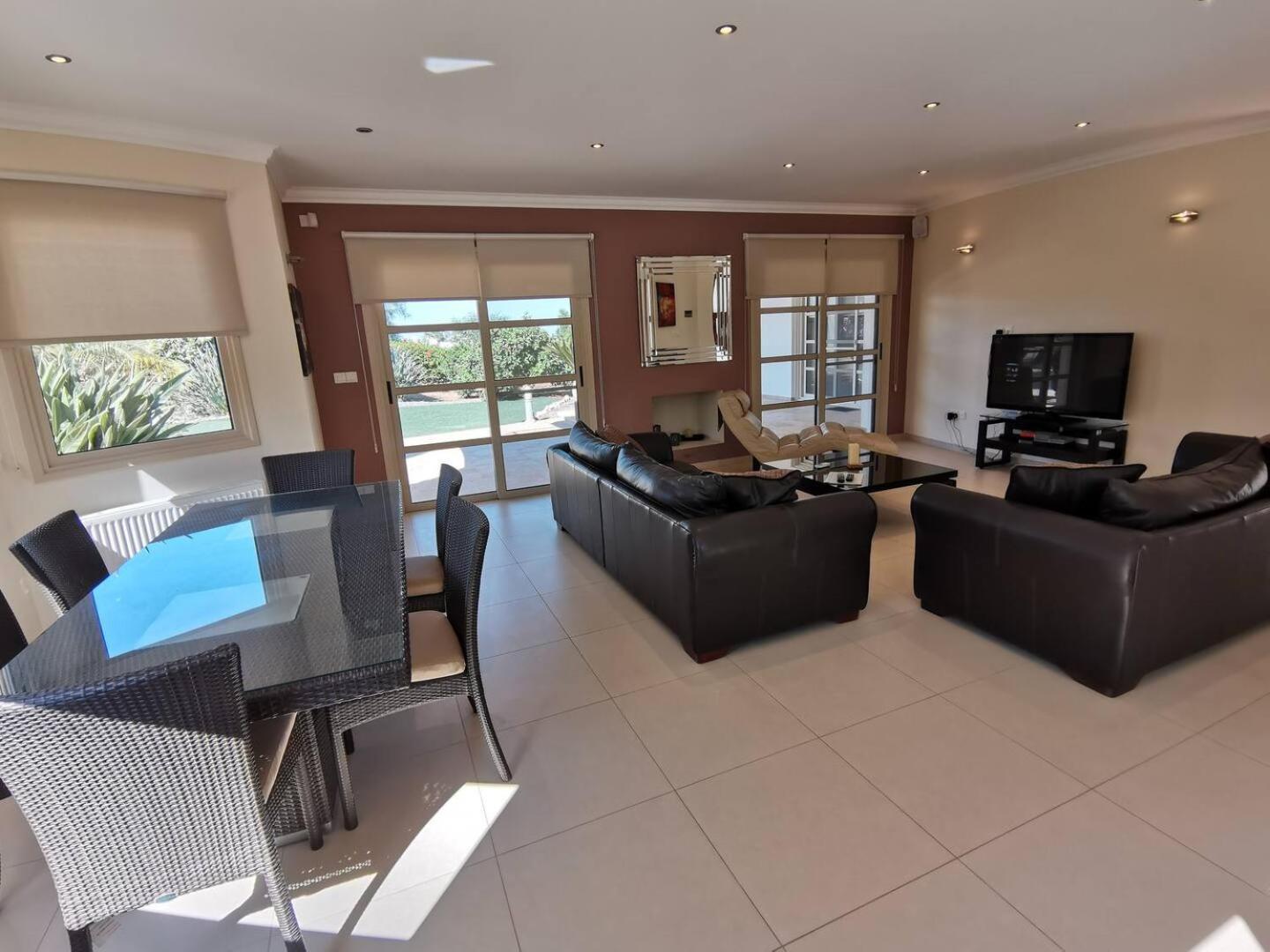 Orchard Blossom Private Villa With Pool Phrenaros Dış mekan fotoğraf