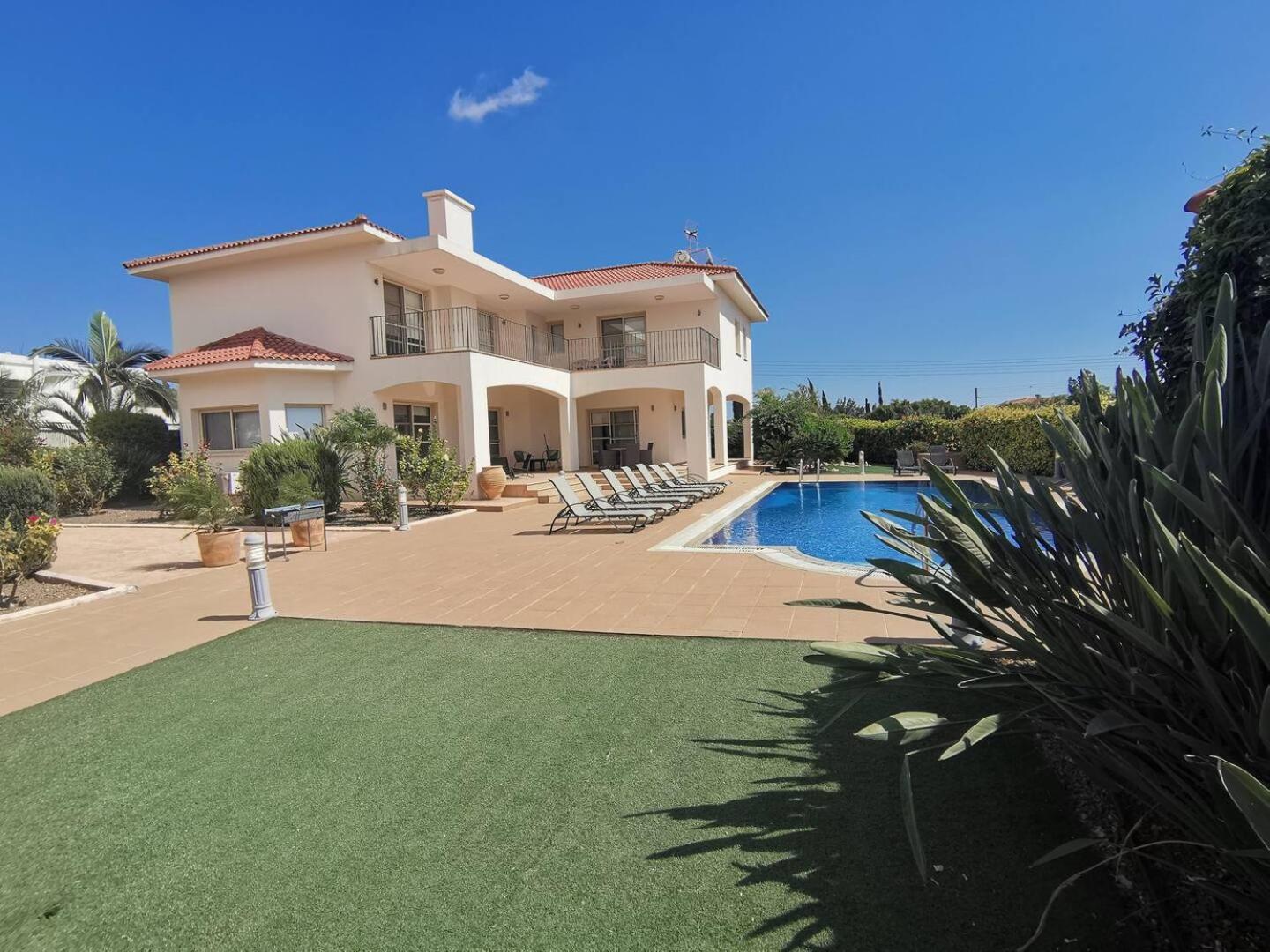 Orchard Blossom Private Villa With Pool Phrenaros Dış mekan fotoğraf